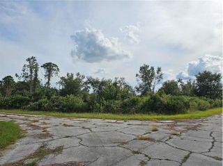 1 Hinshaw Ave, North Pt, FL 34288