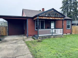 407 Jersey St, Silverton, OR 97381