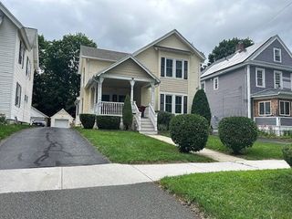 11 Pleasure Ave, Pittsfield, MA 01201