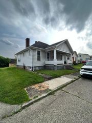 1127 4th St, Logan, OH 43138