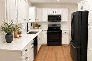557 Cedar Ave, Hershey, PA 17033
