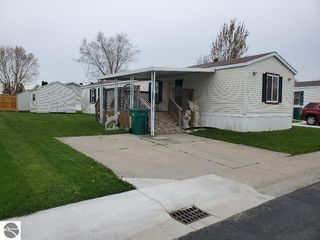 5232 E  Broadway Rd #229, Mount Pleasant, MI 48858