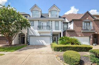 5360 McCulloch Cir, Houston, TX 77056
