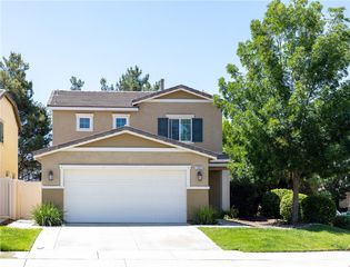 1305 Comfrey Leaf Dr, Beaumont, CA 92223