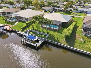 1201 SE 14th St, Cape Coral, FL 33990