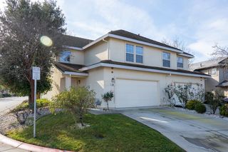 830 Polar Bear Cir, Galt, CA 95632