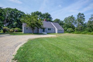 339 River Rd, Arundel, ME 04046