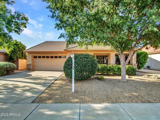 6664 W ORAIBI Drive, Glendale, AZ 85308