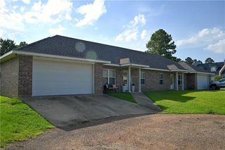1040 Jennifers Pl, Pineville, LA 71360