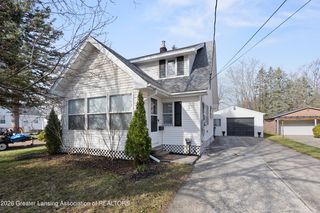 2911 Creston Ave, Lansing, MI 48906
