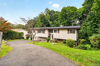 23 Howard Avenue, Valhalla, NY 10595