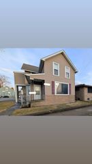 1016 Hayes Ave, Sandusky, OH 44870