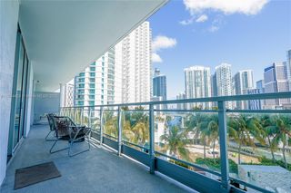 90 SW 3rd St #1401, Miami, FL 33130