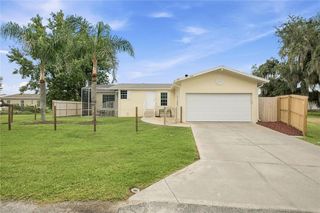 5230 Lexington Cir, Wildwood, FL 34785