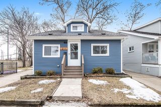 211 Fielding St S, Ferndale, MI 48220