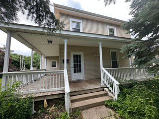 254 S  Locust St, Arcola, IL 61910