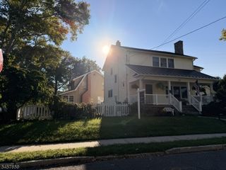 75 Buena Vista Ave, Hawthorne, NJ 07506