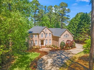 1000 Denfield Ct, Raleigh, NC 27615
