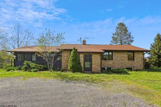 92 Willkommen Dr, Davis, WV 26260