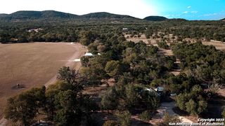 475 BUENA VISTA LN, Bandera, TX 78003