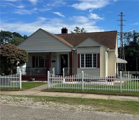 335 Central Ave, Tiltonsville, OH 43963