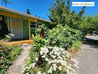 9333 N  Bristol Ave, Portland, OR 97203