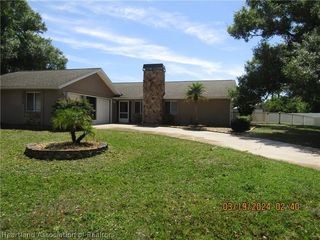 5924 Pebble Ln, Sebring, FL 33876
