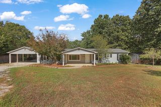 1818 Hunter Rd, Festus, MO 63028