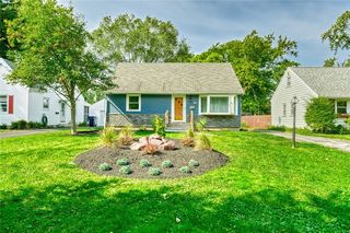 165 Crestfield Dr, Rochester, NY 14617