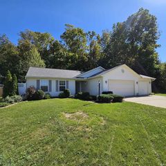 583 S  Fieldstone Blvd, Bloomington, IN 47403