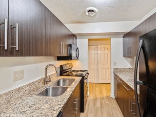 1344 Carriage Hill Ln #935-09, Hamilton, OH 45013