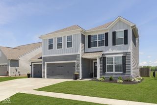5423 Crowley Pkwy, Whitestown, IN 46075