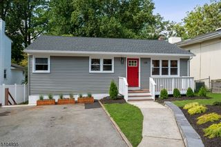 139 Lions Head Dr, Wayne, NJ 07470