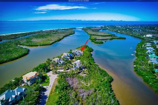 5438 Shearwater Dr, Sanibel, FL 33957