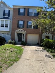 4202 Apgar Ct, Fredericksburg, VA 22408