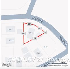 2118 James St, Burton, MI 48529