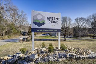 112 Becky Dr #221, Greeneville, TN 37743