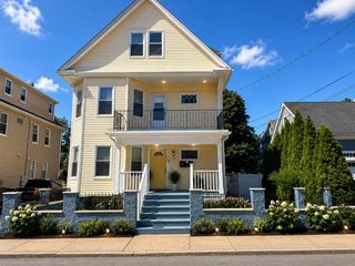 28 Haslet St, Roslindale, MA 02131