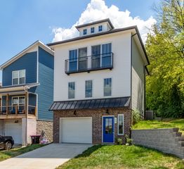 60 W  High St, Clarksville, TN 37040
