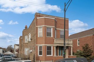 1942 W  Cermak Rd, Chicago, IL 60608
