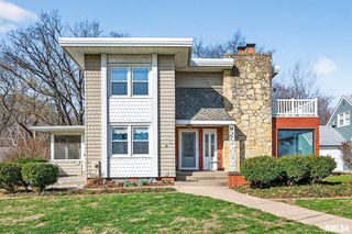 3 Jefferson Ct, Bartonville, IL 61607