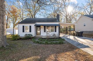 2220 May Dr, Burlington, NC 27215