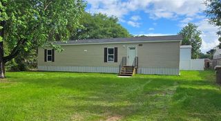 24048 Ermine Rd, Astor, FL 32102