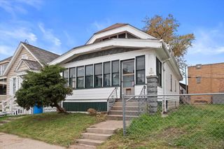 1535 South 15th PLACE, Milwaukee, WI 53204