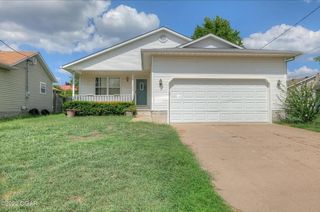 1209 E  33rd St, Joplin, MO 64804