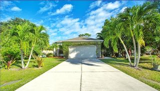 3555 Poinsettia Ave, Naples, FL 34104