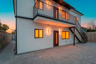 11120 1/2 Emelita St, North Hollywood, CA 91601