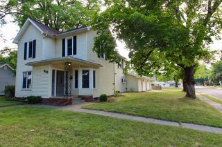 610 Jenne St, Grand Ledge, MI 48837