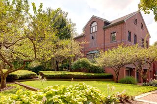 475 Arsenal St #N, Watertown, MA 02472