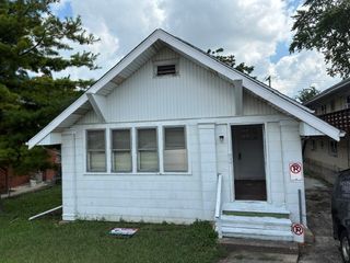 405 S  Cass Ave SW, Westmont, IL 60559